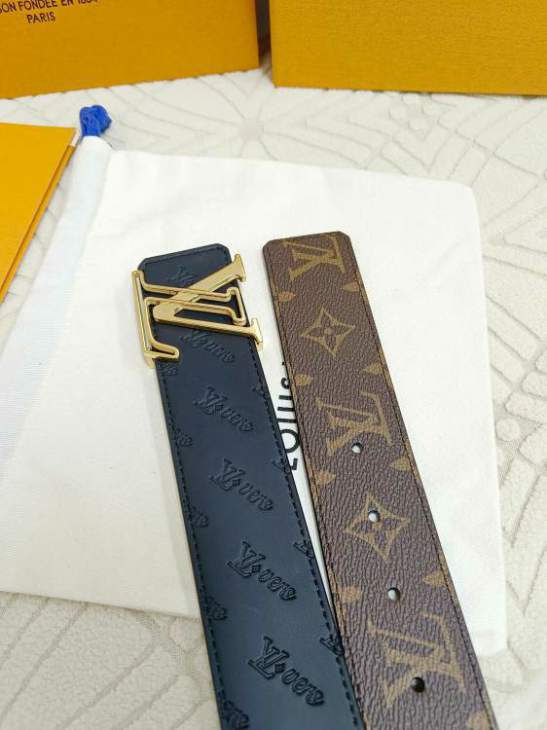 Picture of Louis Vuitton Belts _SKUfw225969253fw